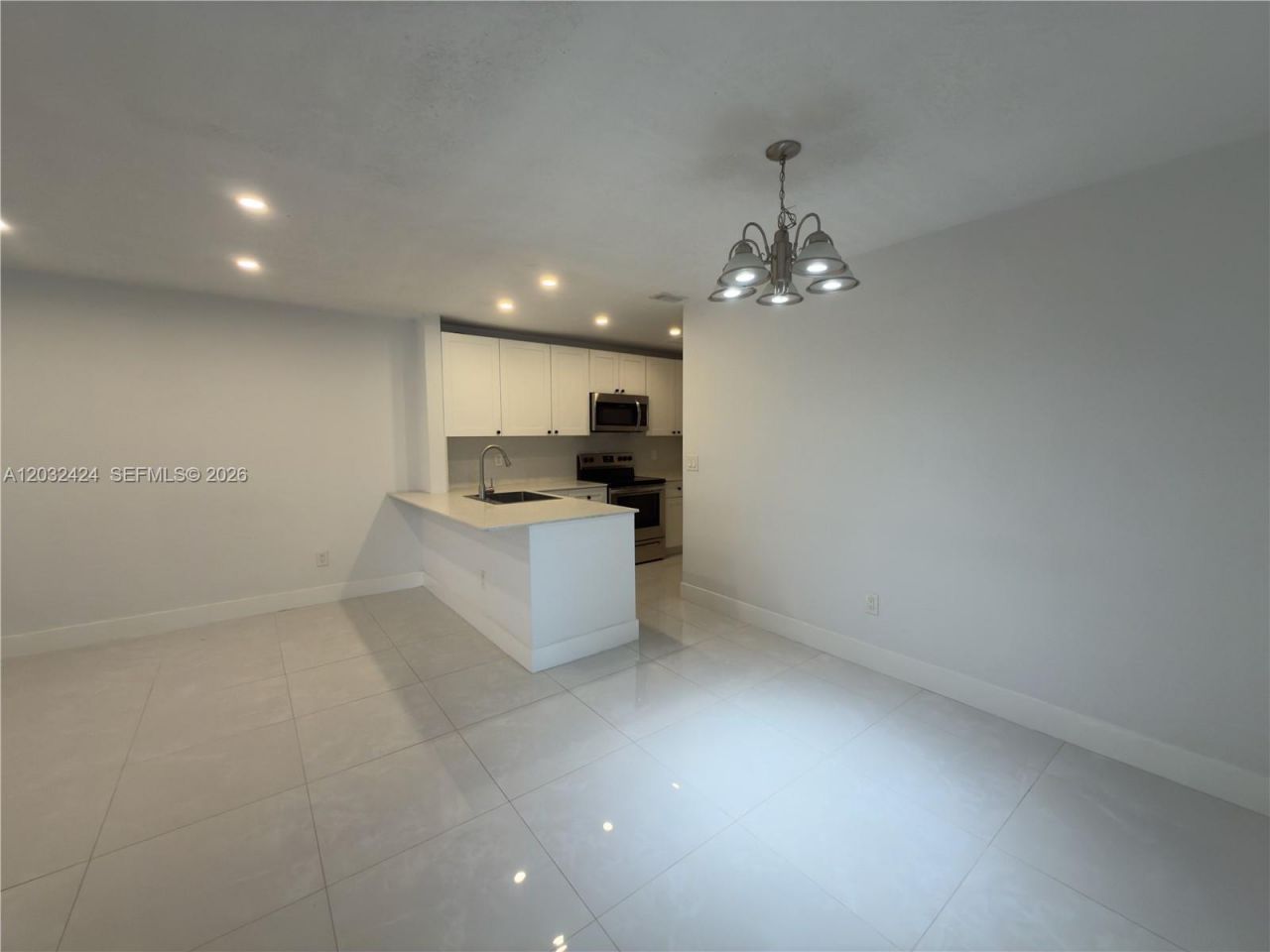 2500 W 67th Pl , Unit 21-26, Hialeah, FL 33016 Photo