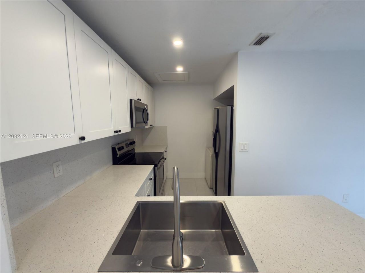2500 W 67th Pl , Unit 21-26, Hialeah, FL 33016 Photo