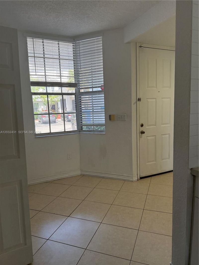 715 SW 148th Ave, Unit 611, Sunrise, FL 33325 Photo