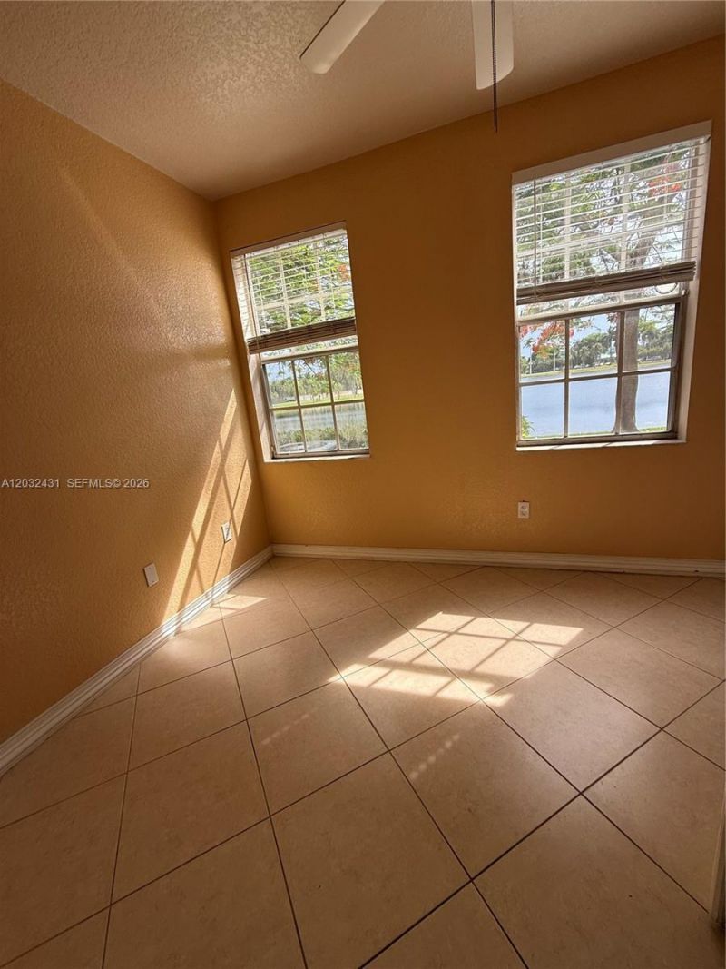715 SW 148th Ave, Unit 611, Sunrise, FL 33325 Photo