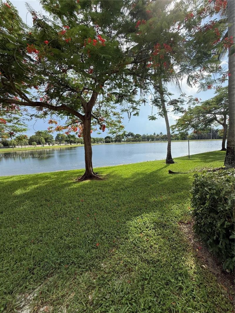 715 SW 148th Ave, Unit 611, Sunrise, FL 33325 Photo