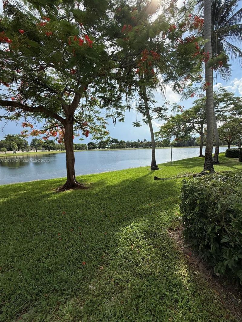 715 SW 148th Ave, Unit 611, Sunrise, FL 33325 Photo