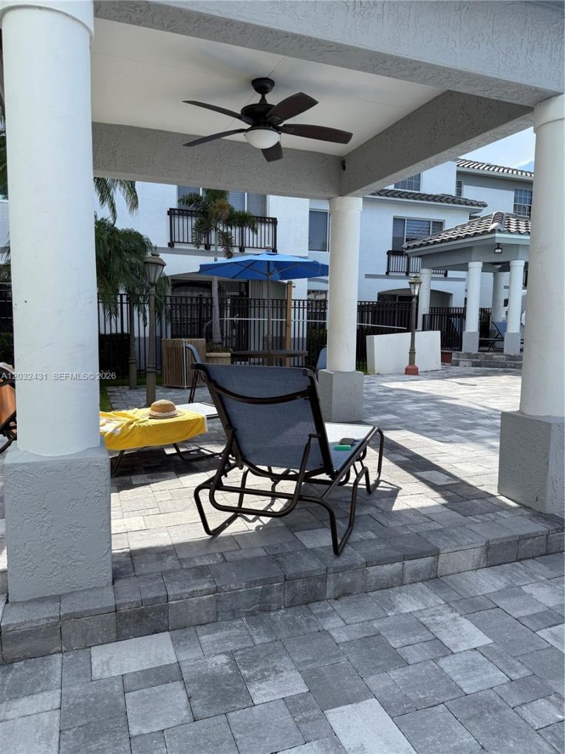715 SW 148th Ave, Unit 611, Sunrise, FL 33325 Photo