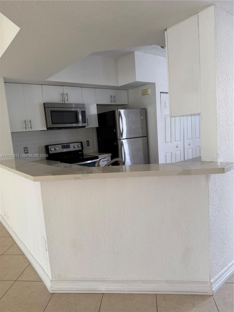 715 SW 148th Ave, Unit 611, Sunrise, FL 33325 Photo