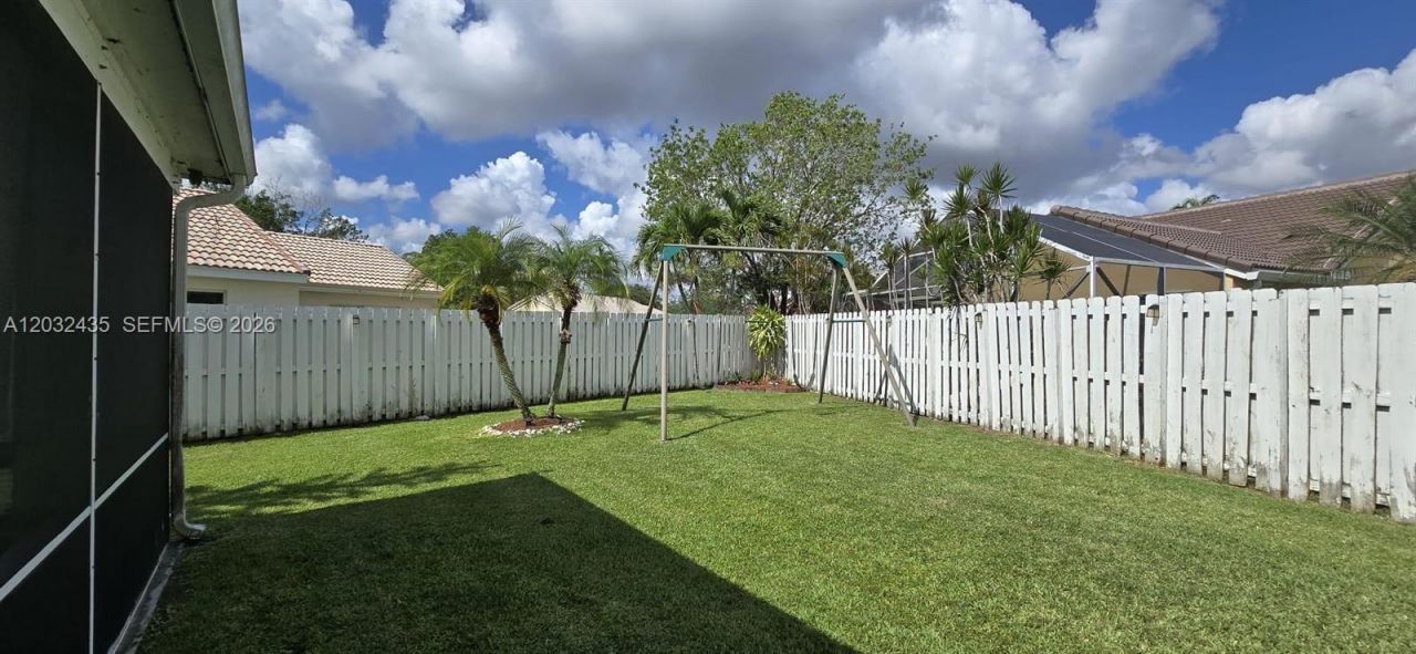 1643 Palermo Dr , Weston, FL 33327 Photo