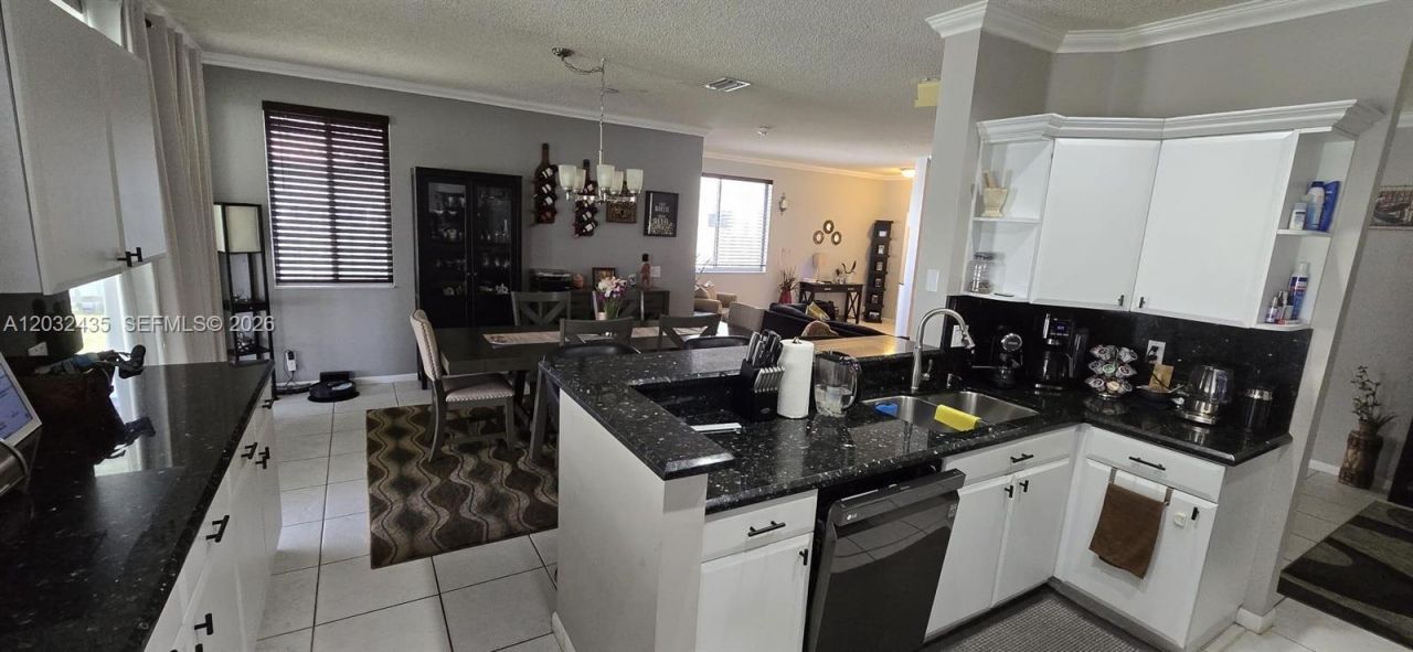 1643 Palermo Dr , Weston, FL 33327 Photo