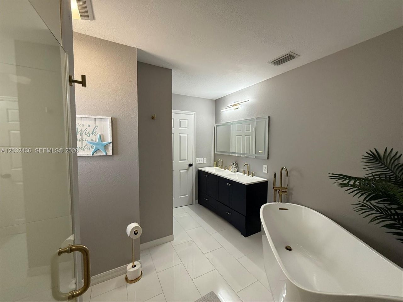 389 NE Surfside Ave , Port Saint Lucie, FL 34983 Photo