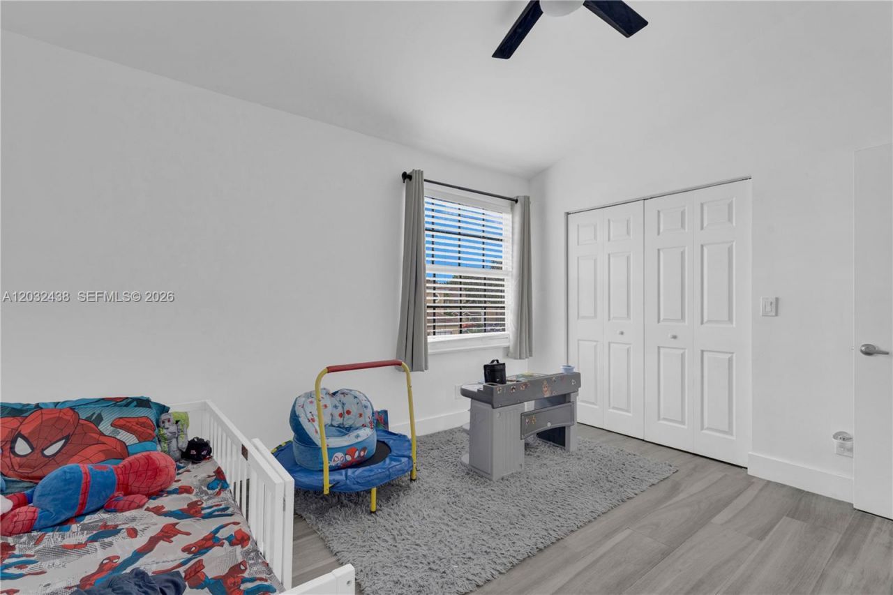 223 SW 120th Ave, Pembroke Pines, FL 33025 Photo