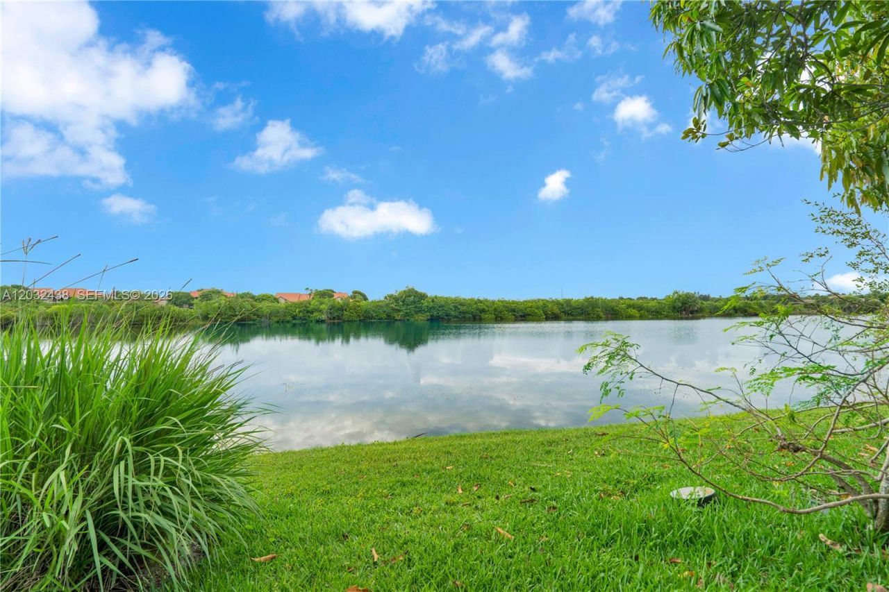 223 SW 120th Ave, Pembroke Pines, FL 33025 Photo