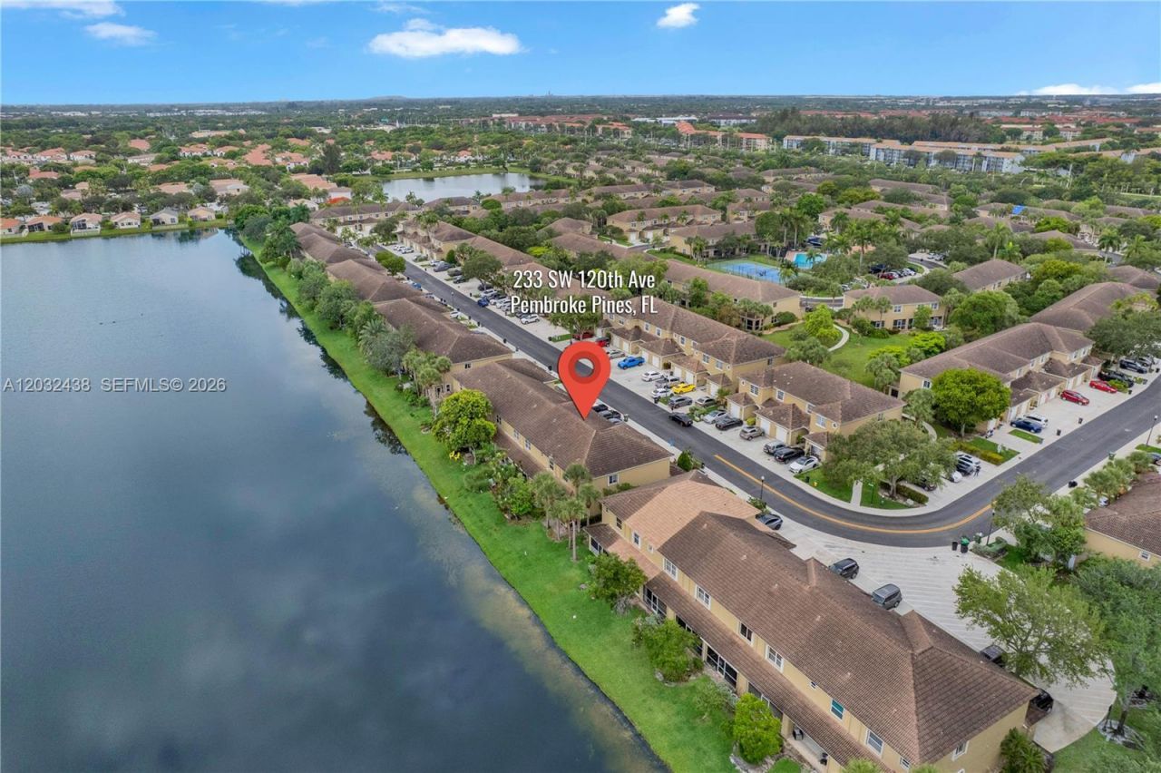 223 SW 120th Ave, Pembroke Pines, FL 33025 Photo