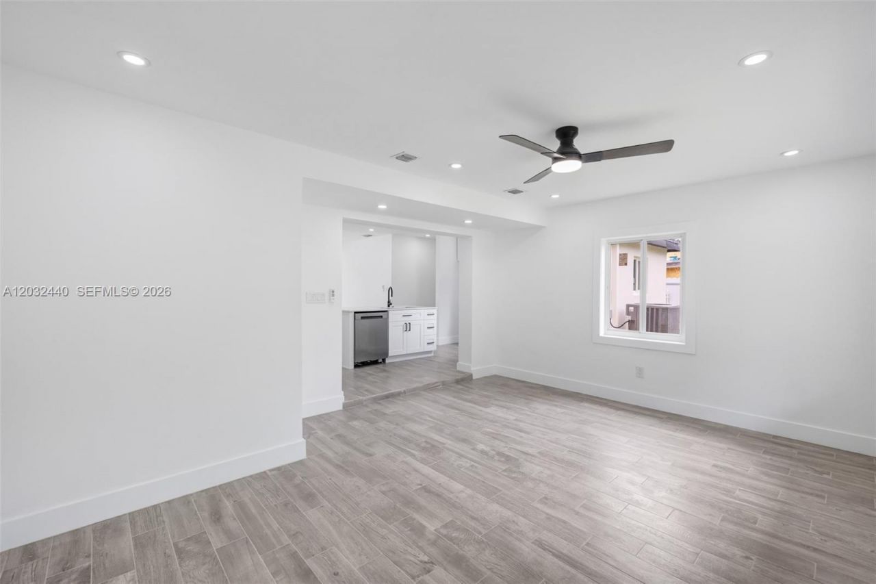 3260 NW 95th Ter, Miami, FL 33147 Photo