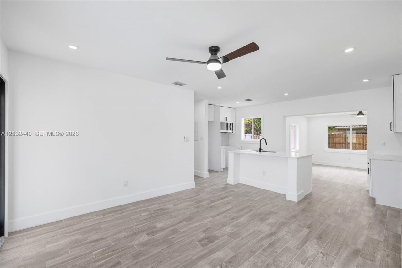 3260 NW 95th Ter, Miami, FL 33147 Photo