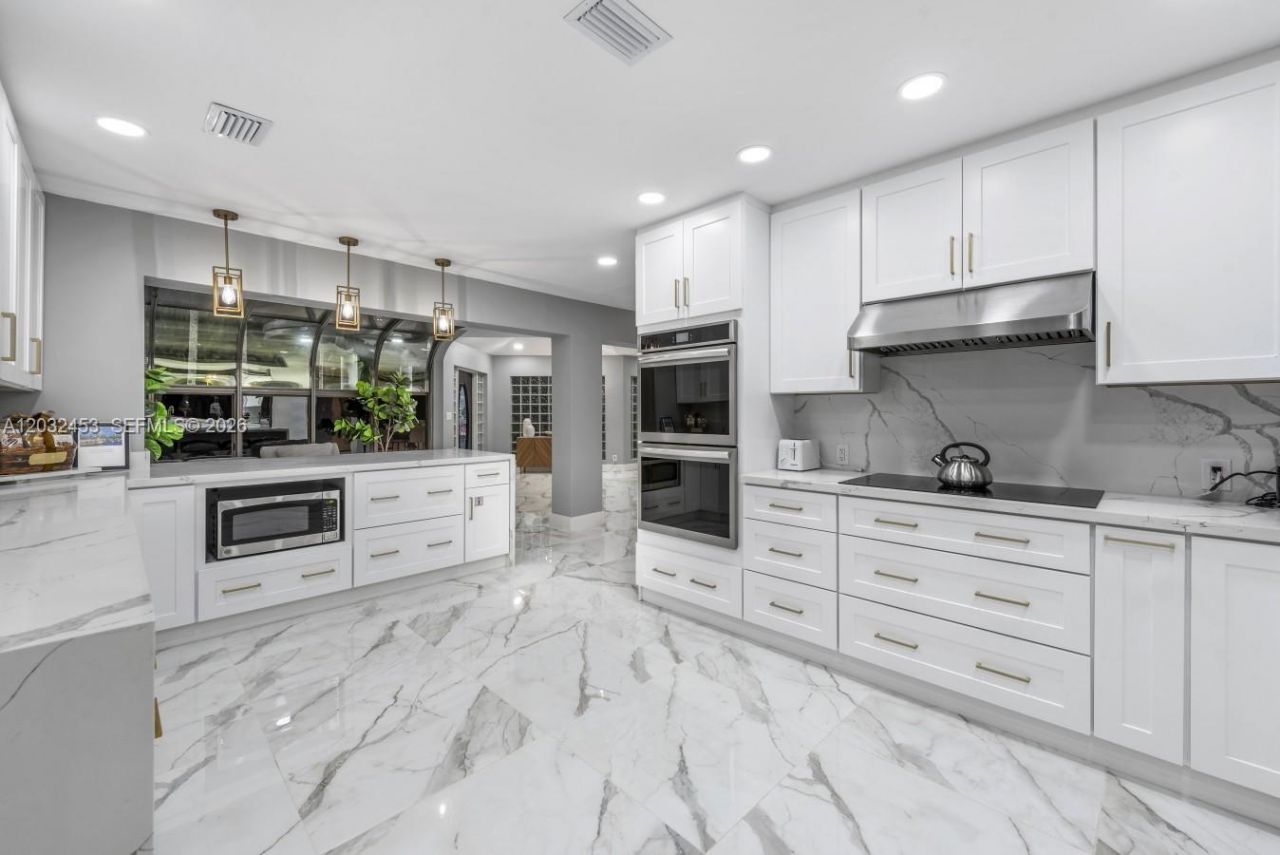 1030 SW 14th Ter, Fort Lauderdale, FL 33312 Photo