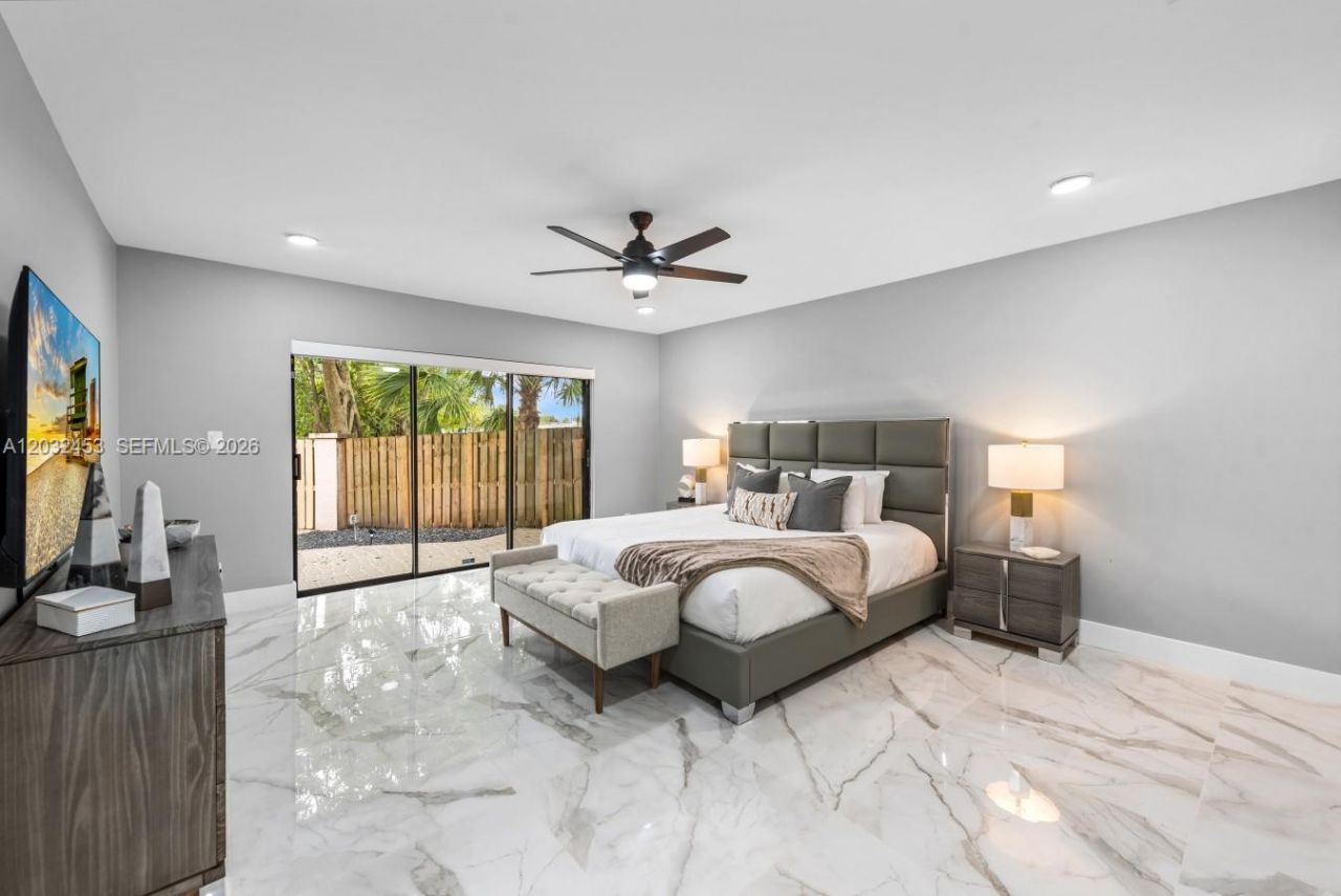 1030 SW 14th Ter, Fort Lauderdale, FL 33312 Photo