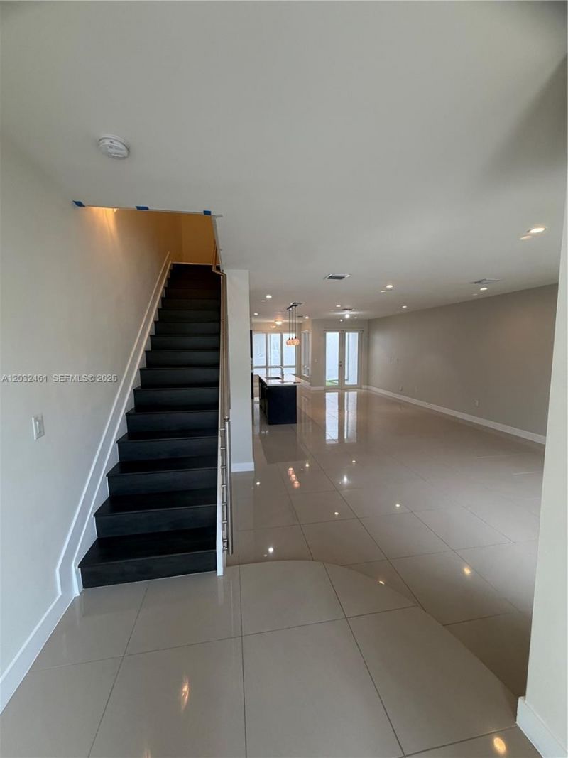 6440 NW 103rd Psge , Unit 6440, Doral, FL 33178 Photo