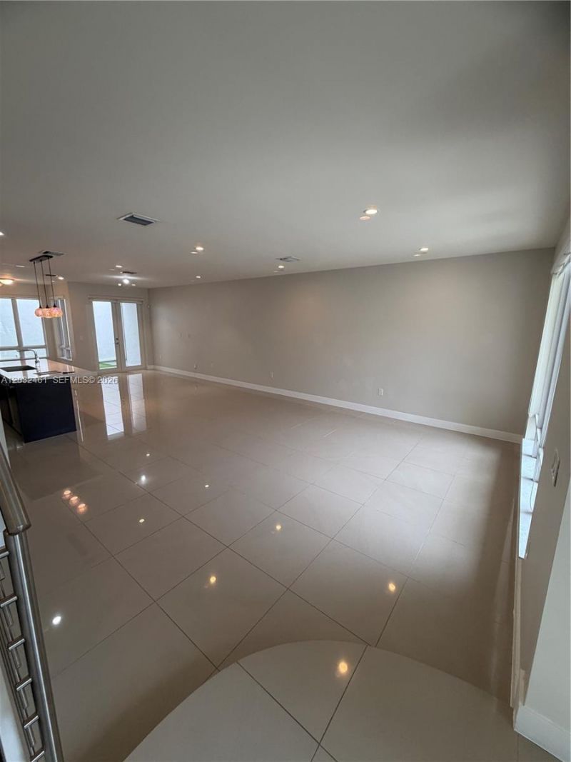 6440 NW 103rd Psge , Unit 6440, Doral, FL 33178 Photo