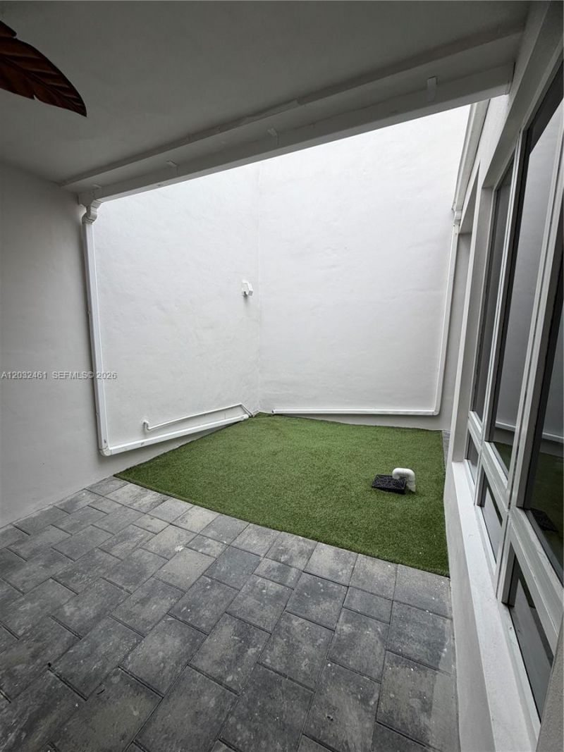 6440 NW 103rd Psge , Unit 6440, Doral, FL 33178 Photo