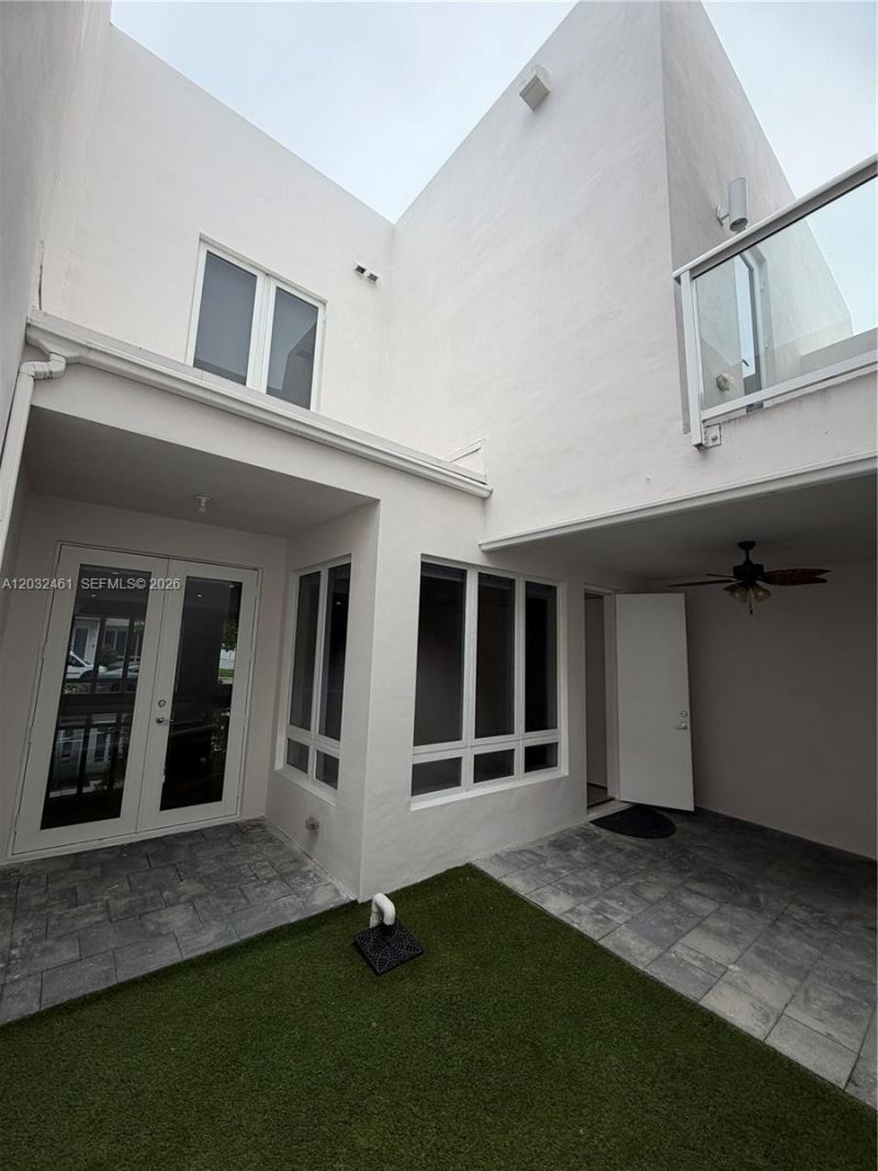6440 NW 103rd Psge , Unit 6440, Doral, FL 33178 Photo