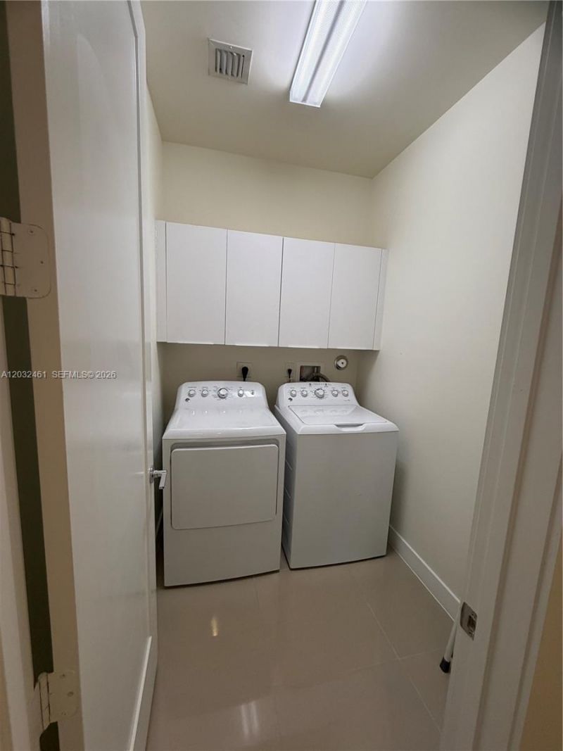 6440 NW 103rd Psge , Unit 6440, Doral, FL 33178 Photo