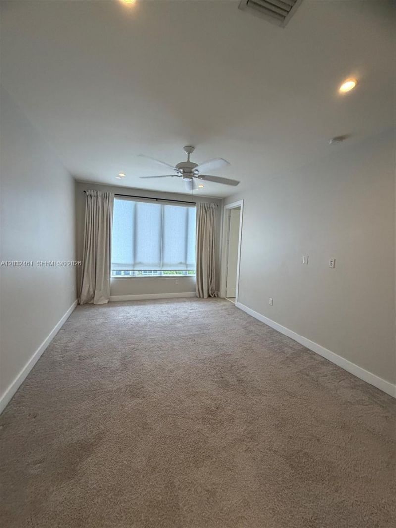 6440 NW 103rd Psge , Unit 6440, Doral, FL 33178 Photo