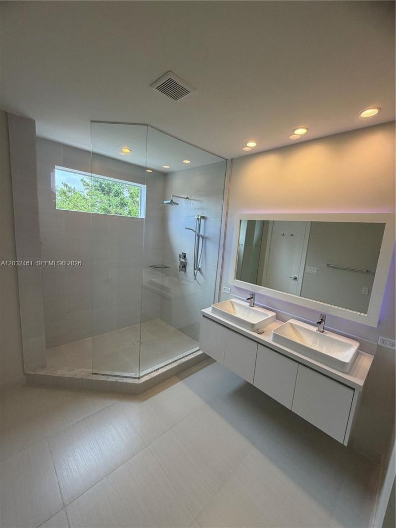 6440 NW 103rd Psge , Unit 6440, Doral, FL 33178 Photo