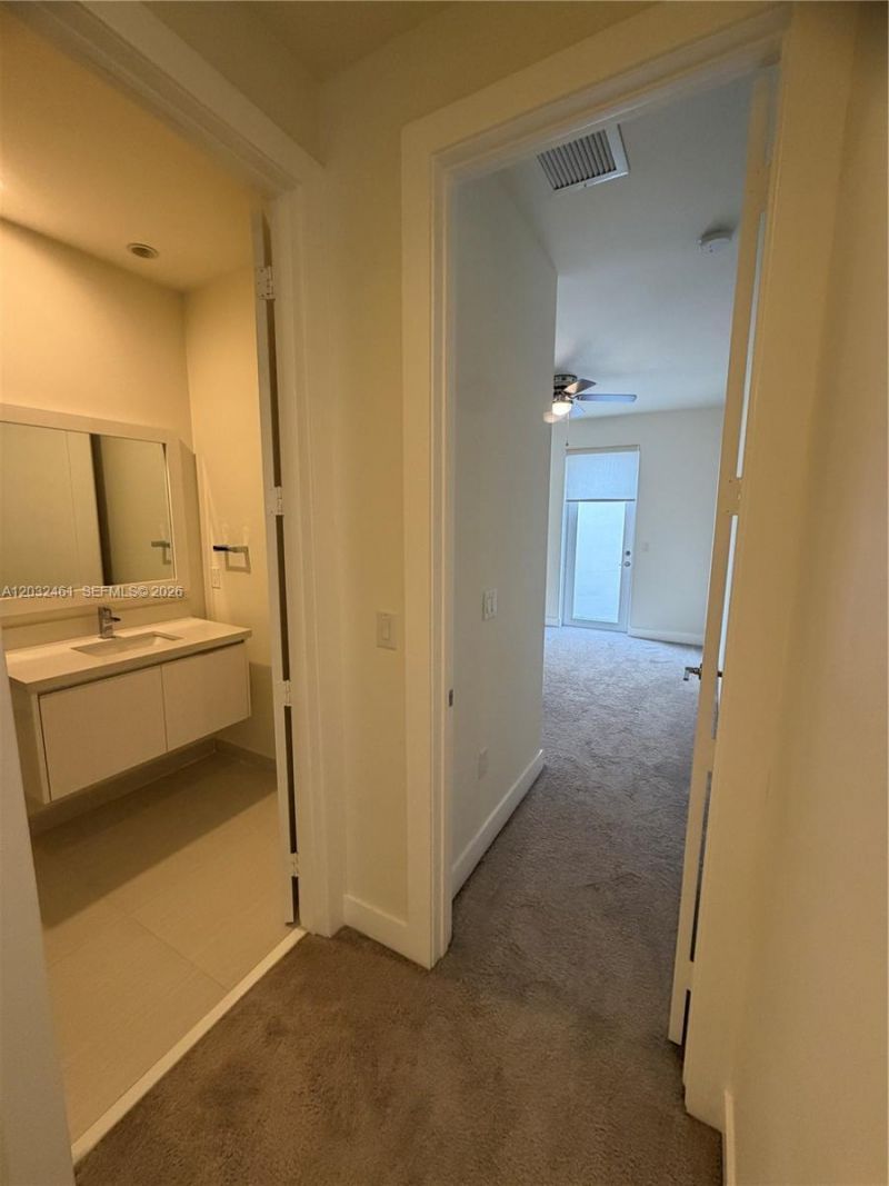 6440 NW 103rd Psge , Unit 6440, Doral, FL 33178 Photo