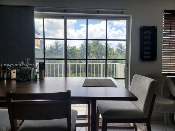 2600 Collins Ave , Unit 201, Miami Beach, FL 33140