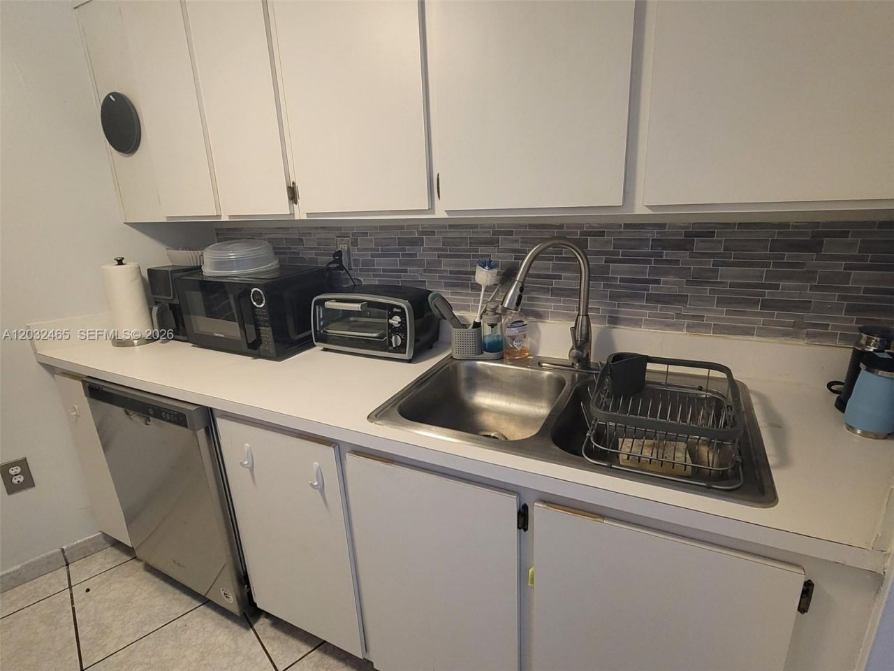 2600 Collins Ave , Unit 201, Miami Beach, FL 33140 Photo