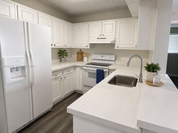 350 W Palm Cir W , Unit 203, Pembroke Pines, FL 33025