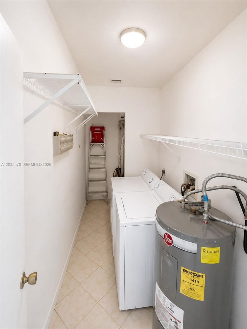 1445 Amanda St , Unit 1445, Hollywood, FL 33020 Photo