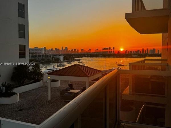 1900 Sunset Harbour Dr , Unit 815, Miami Beach, FL 33139