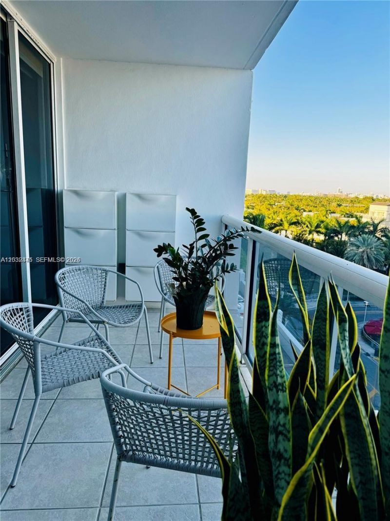 1900 Sunset Harbour Dr , Unit 815, Miami Beach, FL 33139 Photo