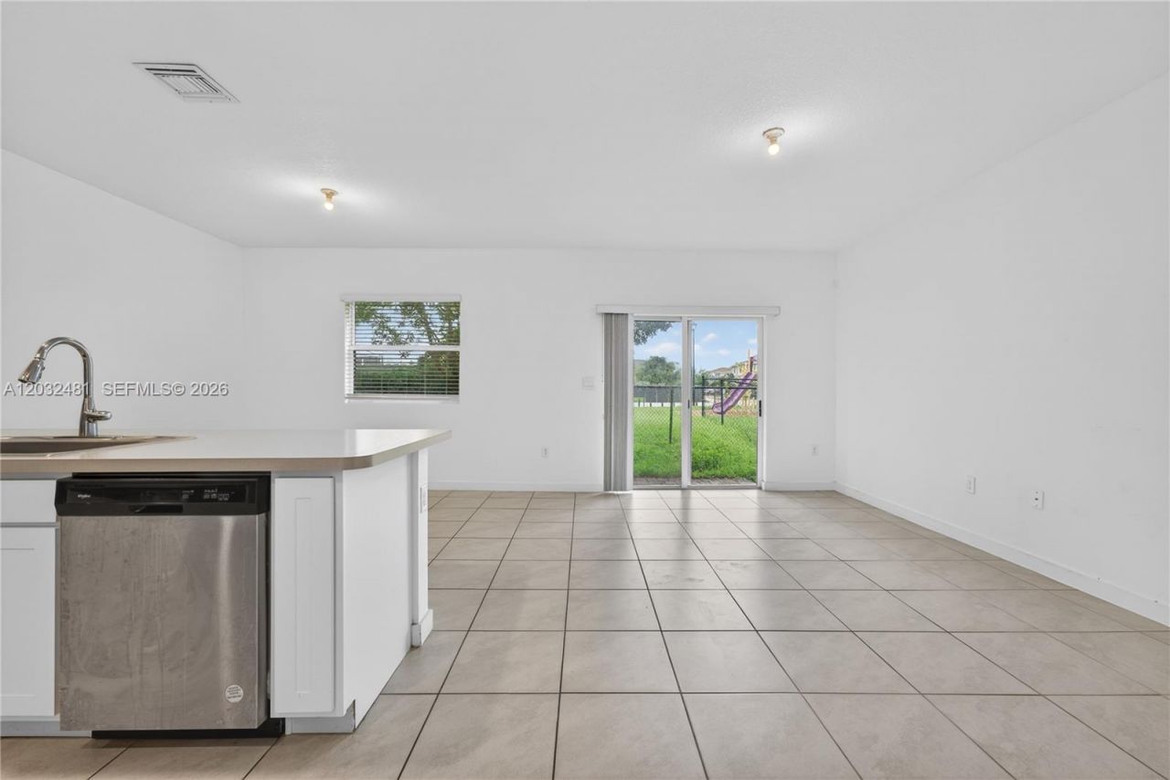 1780 SE 9th Ave, Homestead, FL 33034 Photo