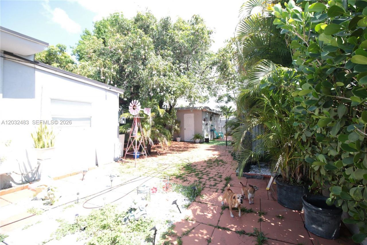 359 E 12th St , Hialeah, FL 33010 Photo