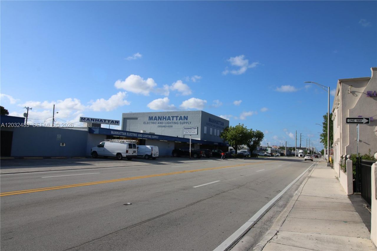 359 E 12th St , Hialeah, FL 33010 Photo