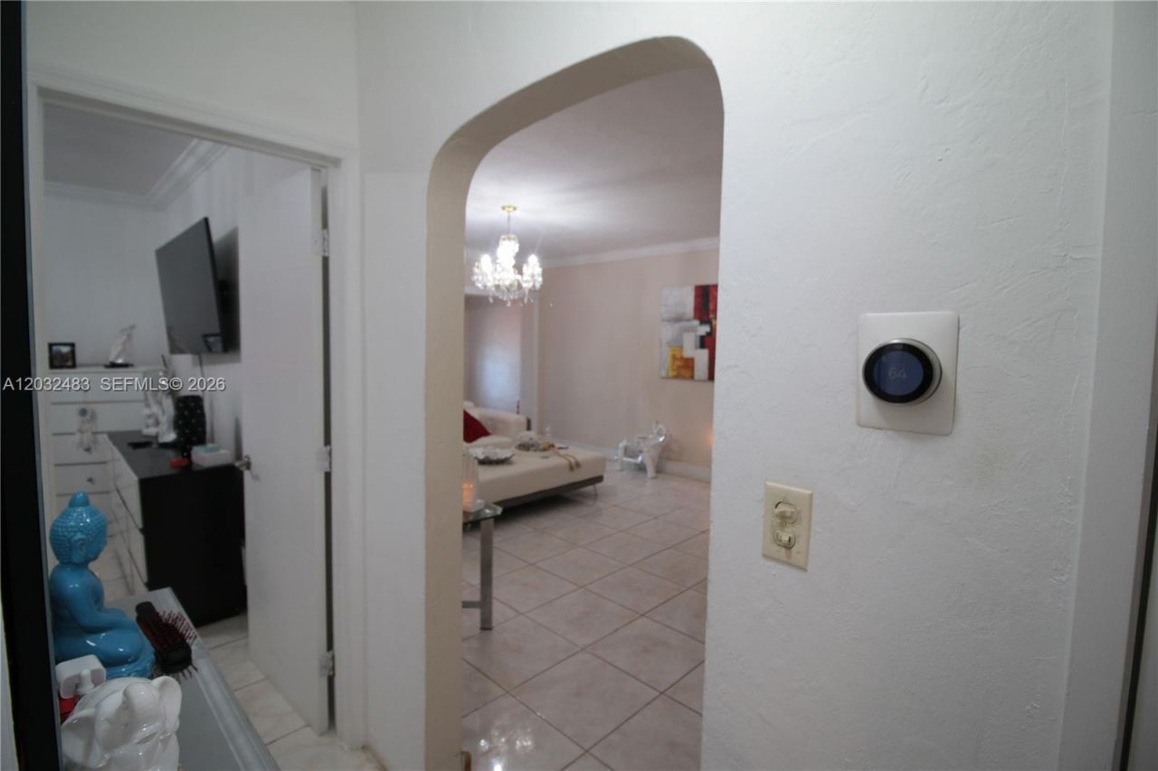 359 E 12th St , Hialeah, FL 33010 Photo