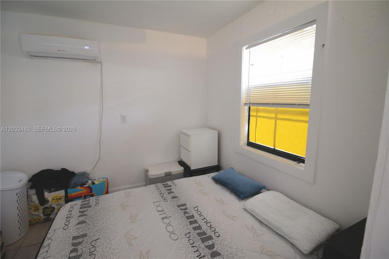 359 E 12th St , Hialeah, FL 33010 Photo