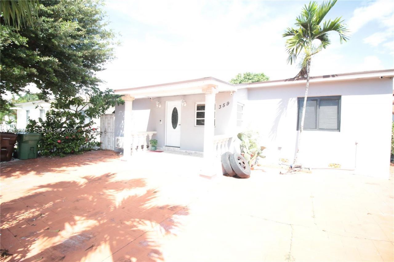 359 E 12th St, Hialeah, FL 33010 Photo