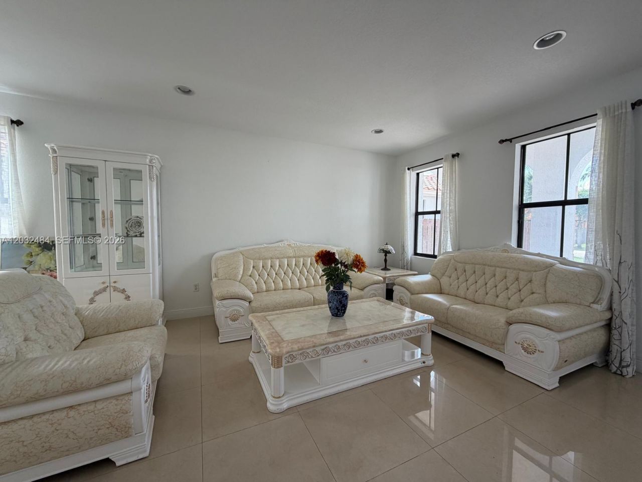 9924 NW 10th Ter , Miami, FL 33172 Photo