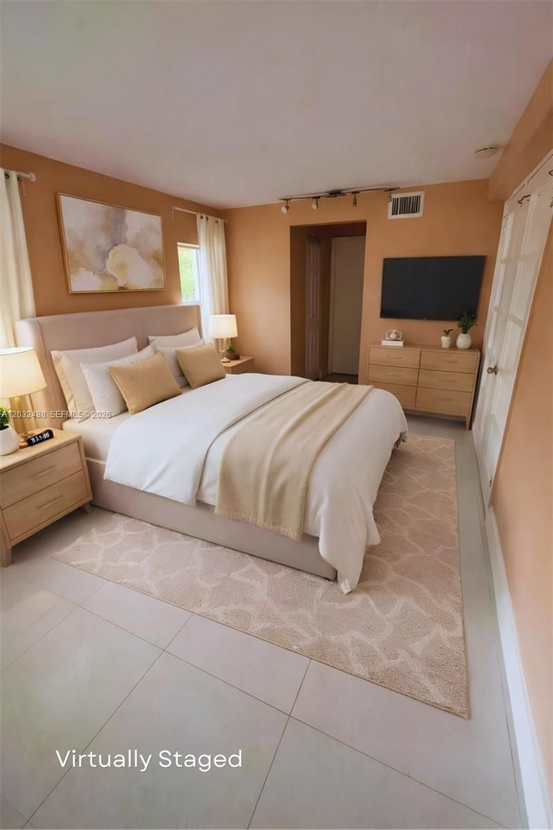 14215 NE 9th Ave , Unit 14215, North Miami, FL 33161 Photo
