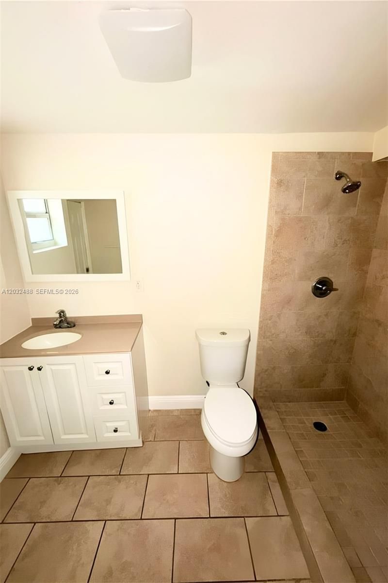 14215 NE 9th Ave , Unit 14215, North Miami, FL 33161 Photo