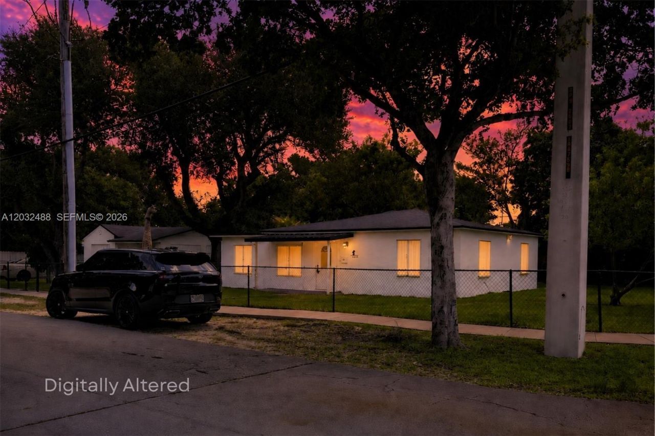 14215 NE 9th Ave , Unit 14215, North Miami, FL 33161 Photo