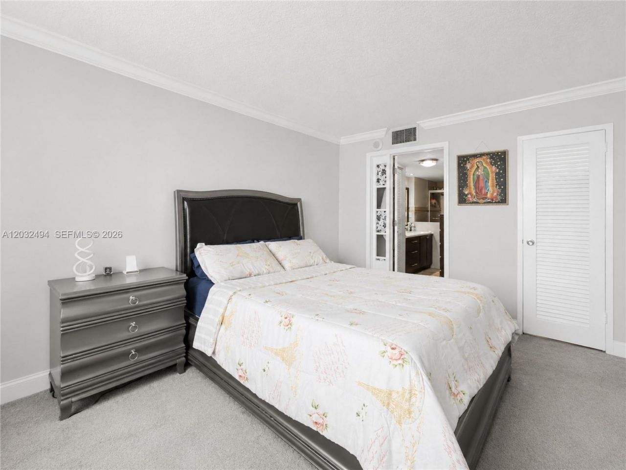 5701 Collins Ave , Unit 1711, Miami Beach, FL 33140 Photo