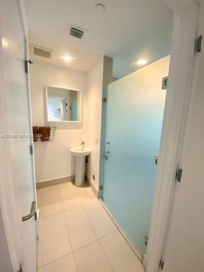 501 NE 31st St , Unit 802, Miami, FL 33137 Photo