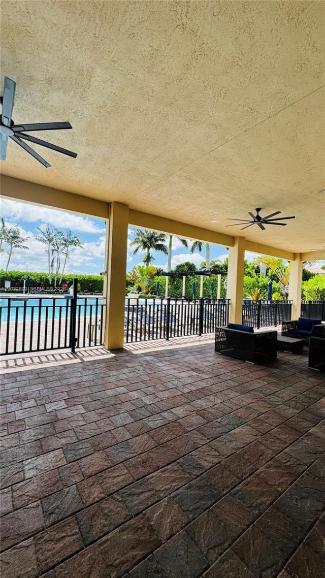 3355 W 90th Ter , Hialeah, FL 33018 Photo