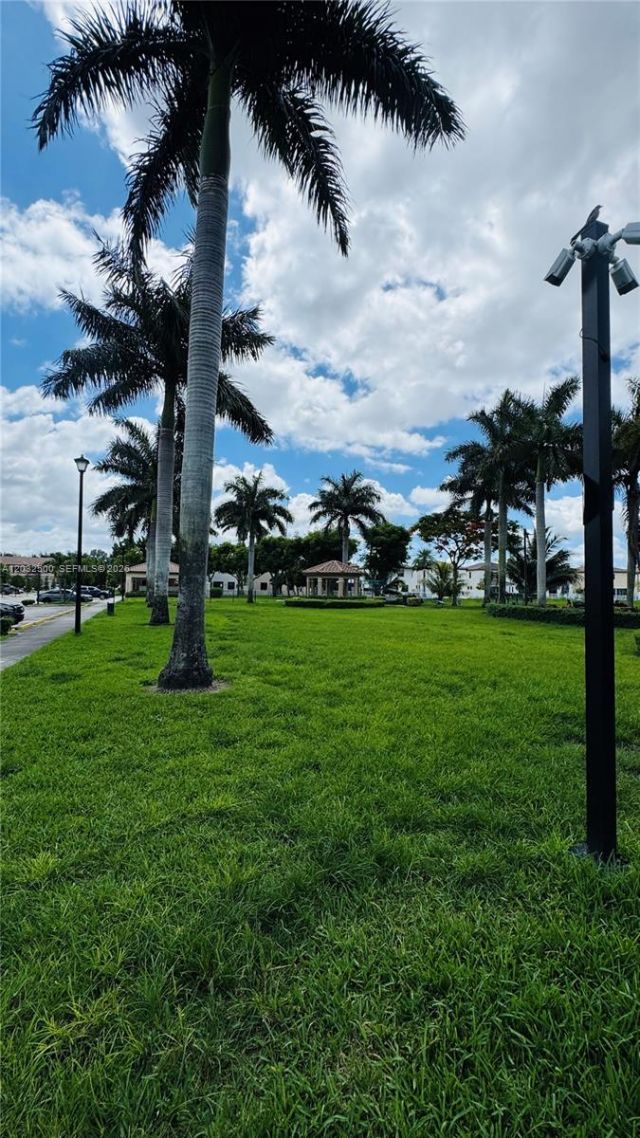 3355 W 90th Ter , Hialeah, FL 33018 Photo