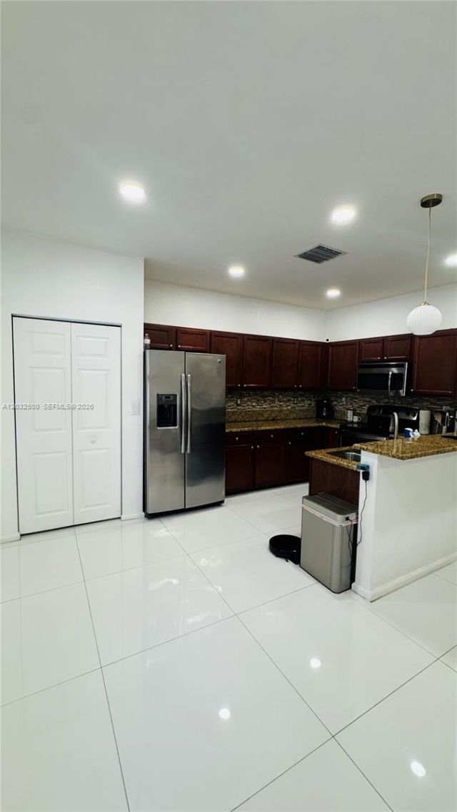 3355 W 90th Ter , Hialeah, FL 33018 Photo