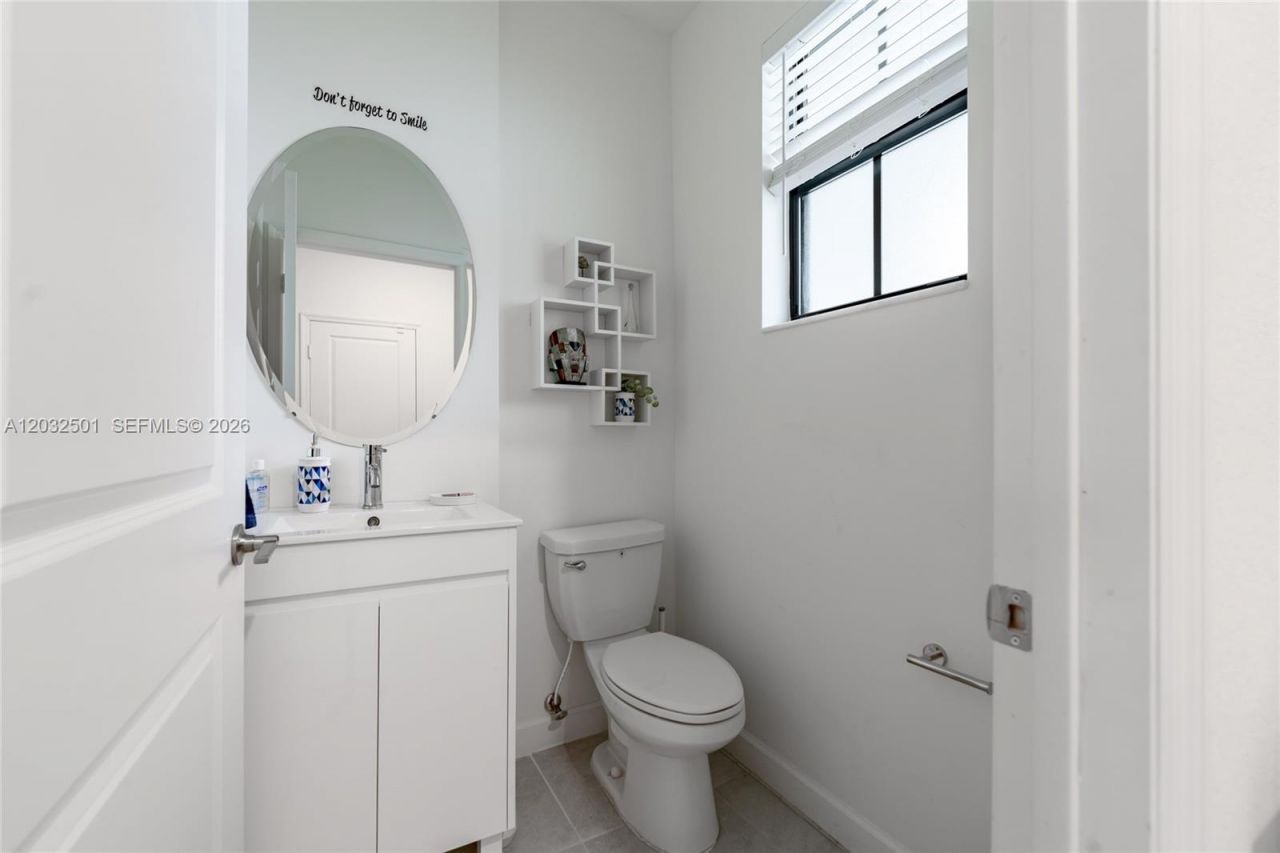 561 NW 204th St , Miami Gardens, FL 33169 Photo