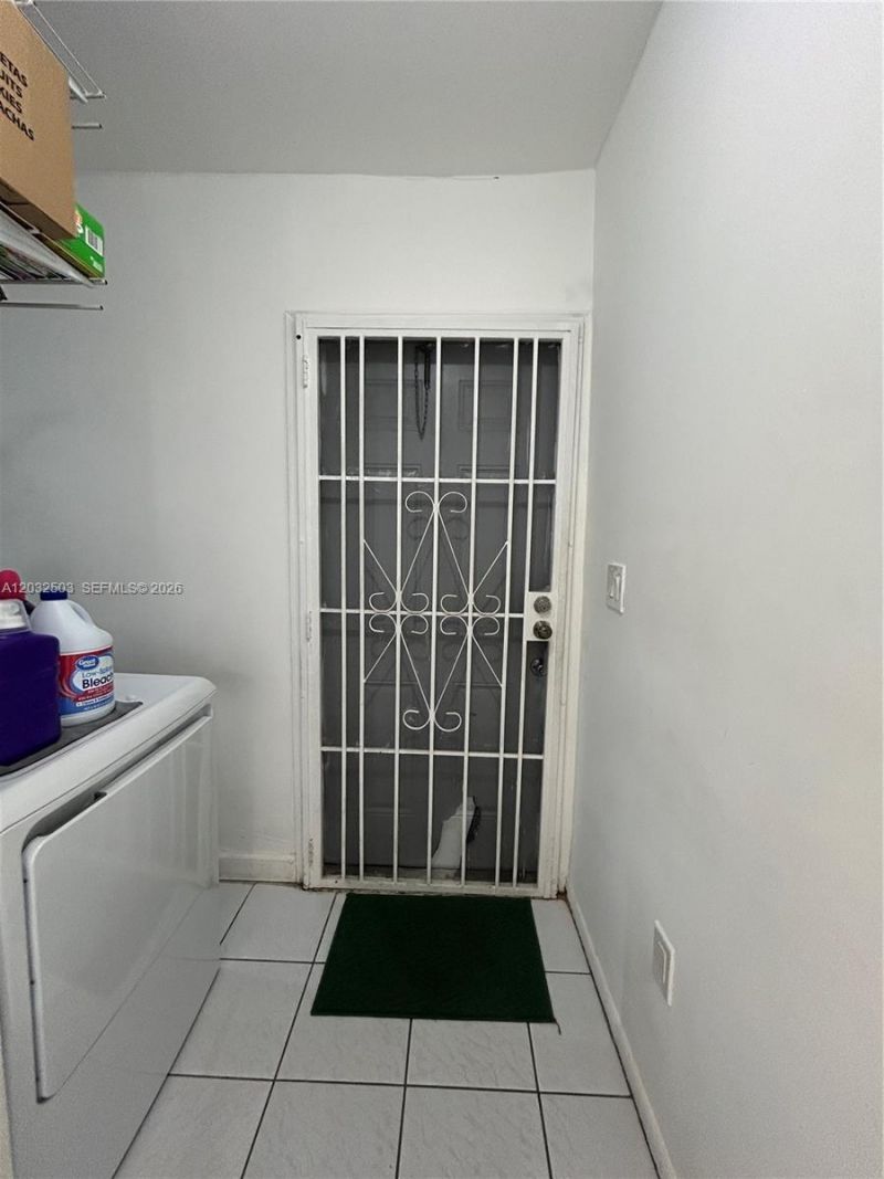 2370 NW 153rd St , Miami Gardens, FL 33054 Photo