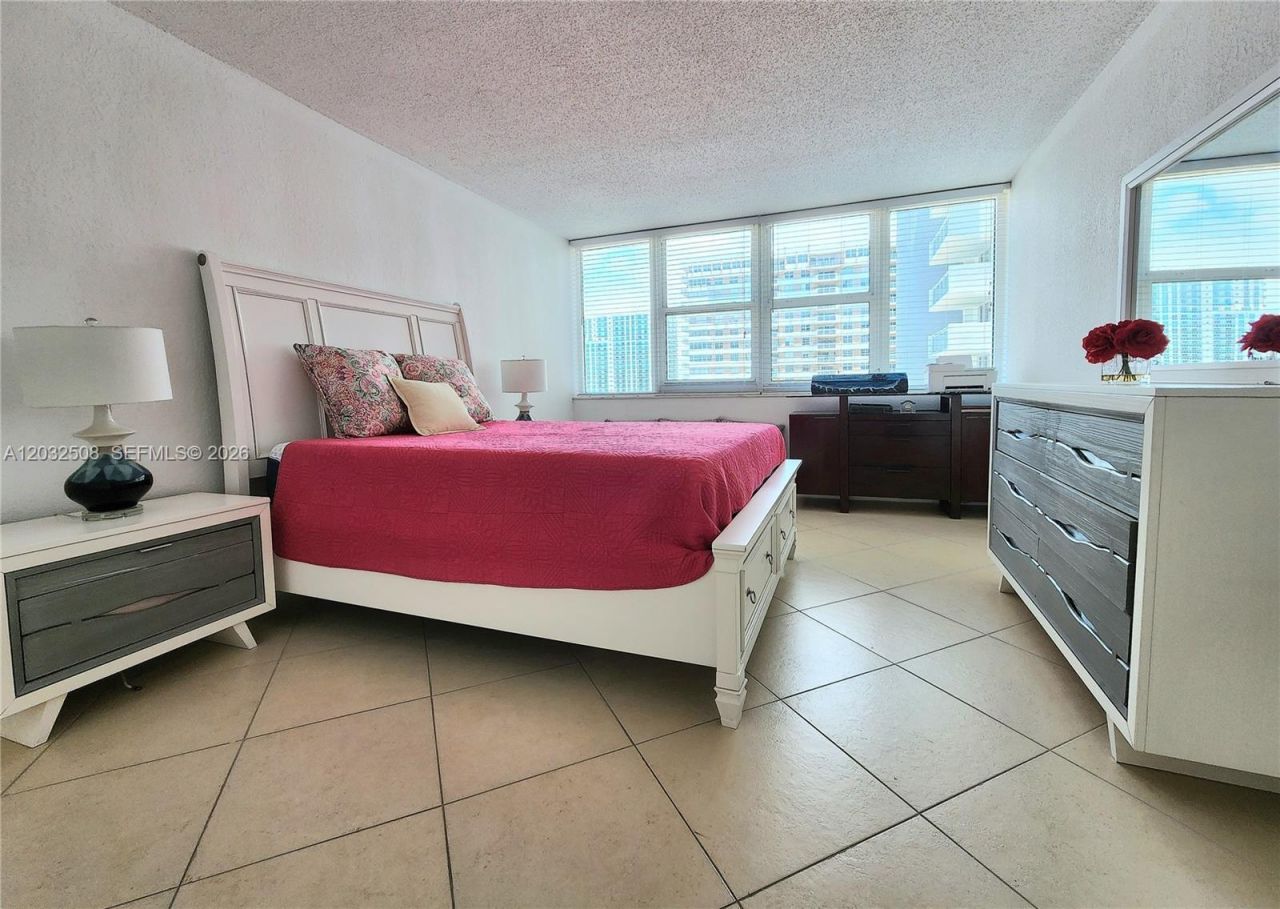 2030 S Ocean Dr , Unit 1405, Hallandale Beach, FL 33009 Photo